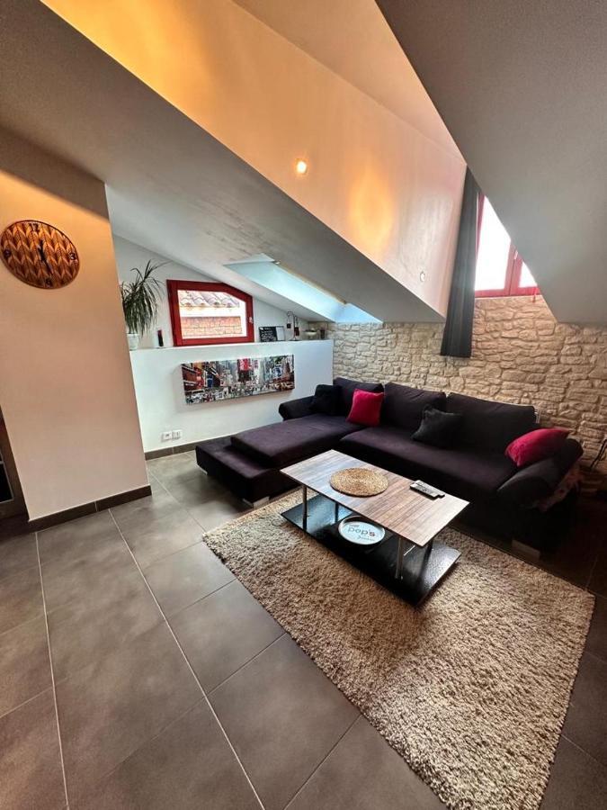 Appart En Duplex Climatise Coeur De Ville Perigueux Luaran gambar